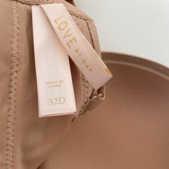 NWOT LOVE by GAP t-shirt bra - Picture 3 of 4